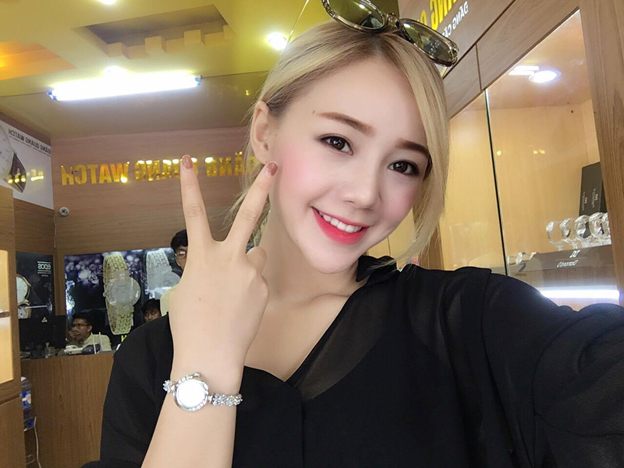 Hotgirl Quỳnh Kool gợi ý cho bạn 5 mẫu đồng hồ cực hot đang được sale off 40% - Tin tổng hợp | Đăng Quang Watch