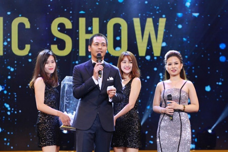 MC Phan Anh và dàn sao khủng xuất hiện tại sự kiện - Đăng Quang Music Show - Tin tức | Đăng Quang Watch