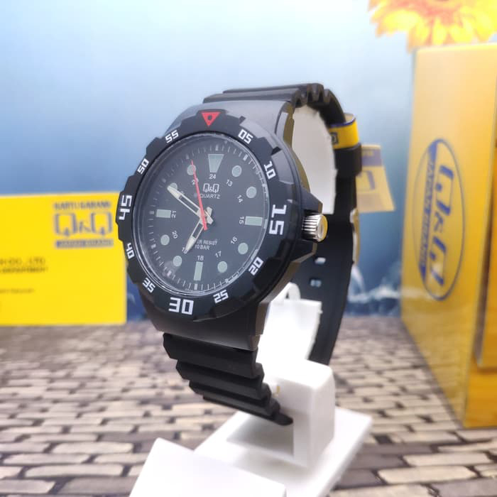 Đồng hồ Q&Q QQ-VR18J002Y