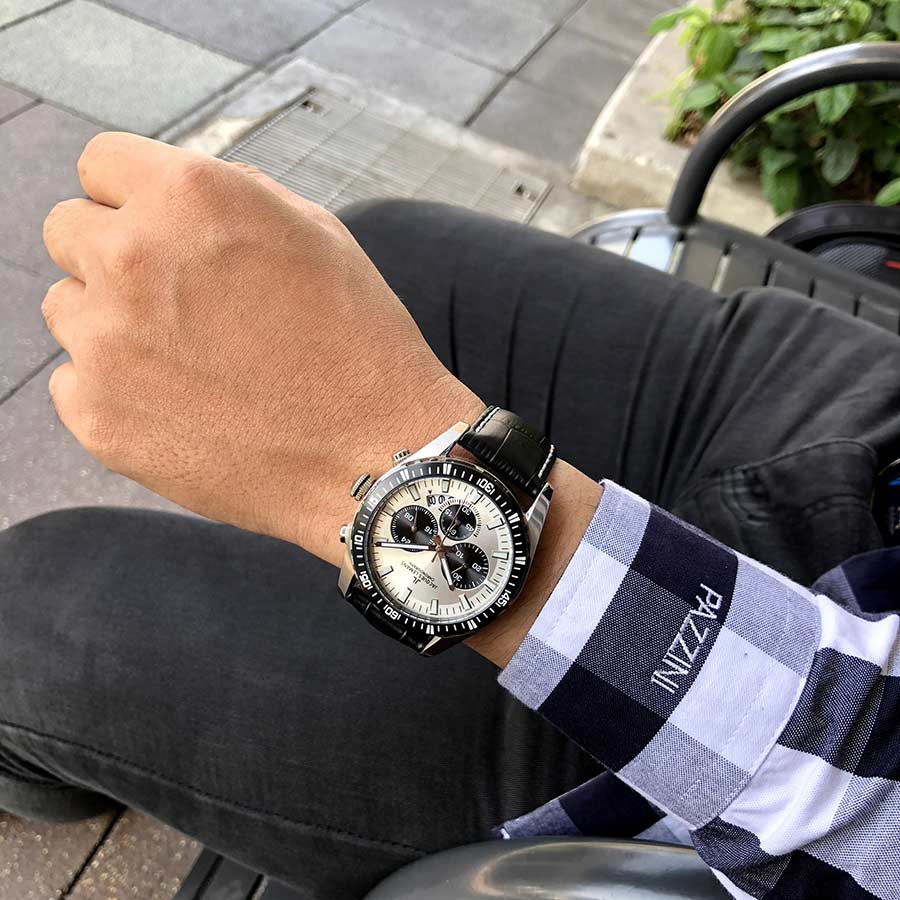 Đồng hồ Jacques Lemans JL-1-1801B