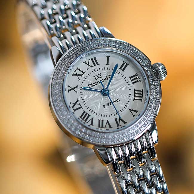 Đồng hồ Diamond D DM61195