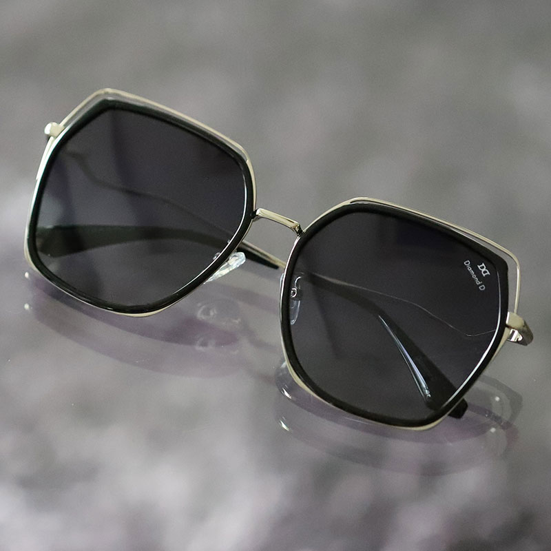KÍNH MÁT DIAMOND D DM-S8115-58/C2