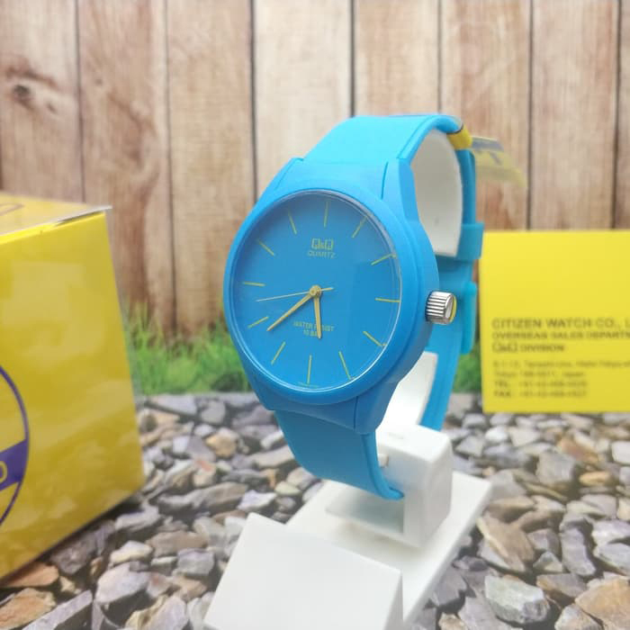 Đồng hồ Q&Q QQ-VR28J013Y