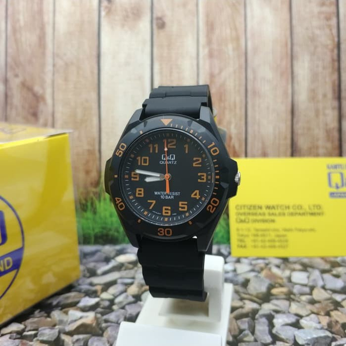 Đồng hồ Q&Q QQ-VR70J007Y