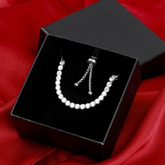Vòng tay cao cấp Diamond D DM-BR001W
